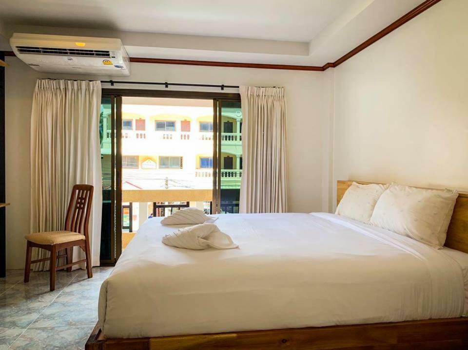 Coconut Grove Hotel Samui Strand von Chaweng Exterior foto